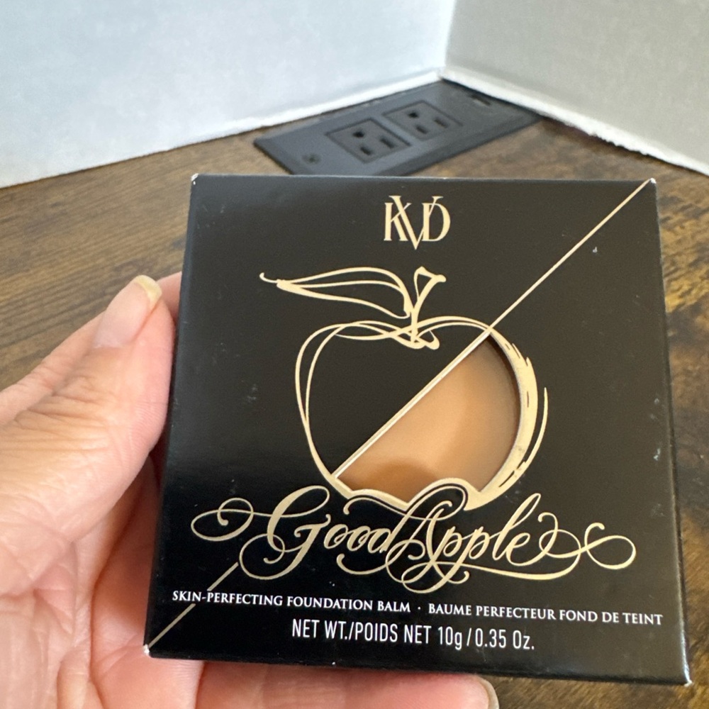 KVD Good Apple Skin-Perfecting Foundation Balm 10g - Shade Medium 039